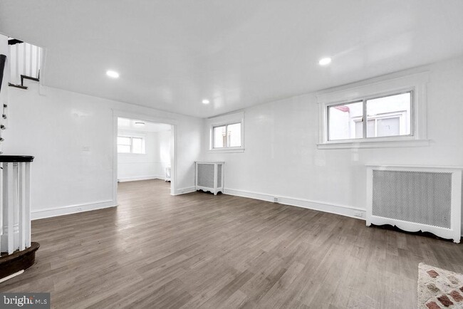 Building Photo - 244 Wabash Ave