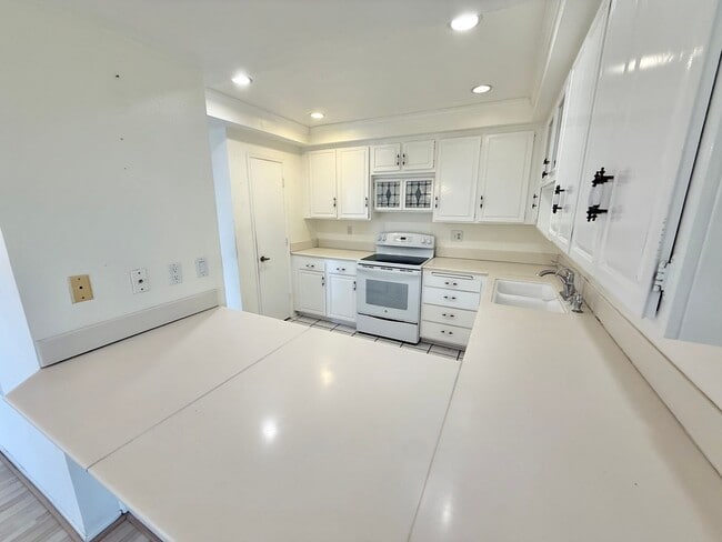 Building Photo - Beautiful 3-Bedroom Home in the desired Laguna Woods