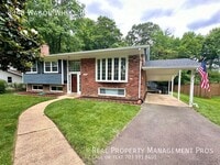 Building Photo - 8348 Wagon Wheel Rd