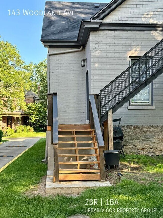 Building Photo - 143 Woodland Ave