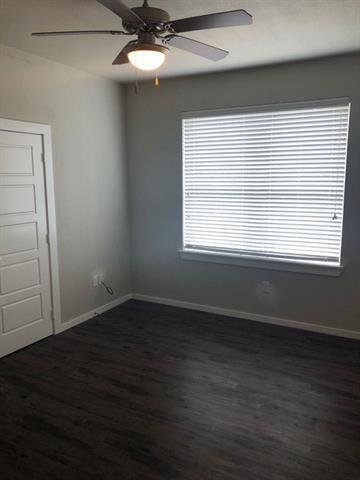 Building Photo - 2309 N Elm St