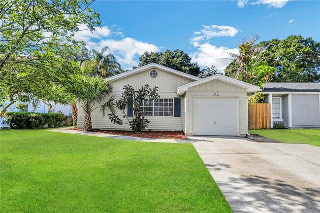 Building Photo - 7607 Gulf Ct