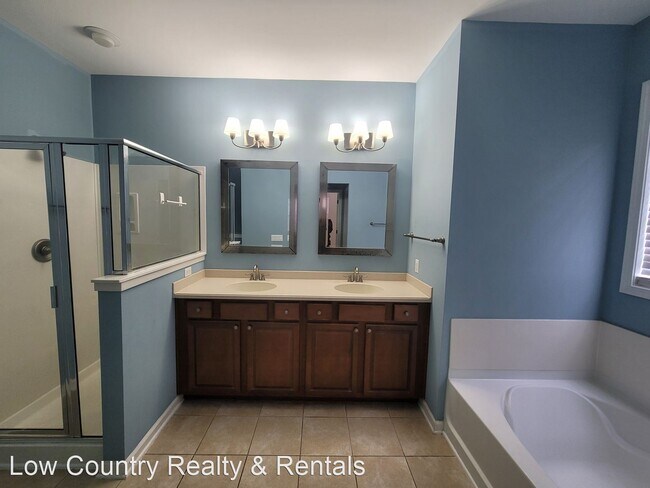 Building Photo - 3 br, 2.5 bath House - 61 Woods Bay