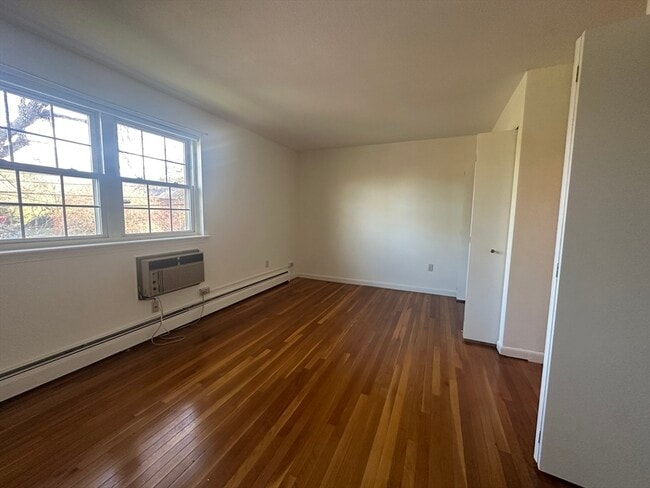 Building Photo - 232 Rock St