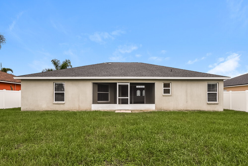 Building Photo - 7134 Summit Dr