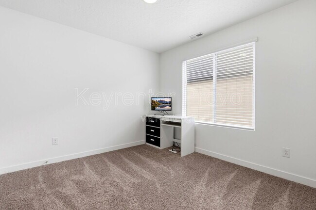 Building Photo - 522 N Scuttlebutt Ln