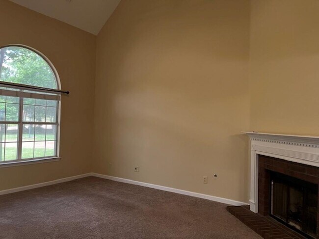 Building Photo - 2972 Woodland Ash Cove