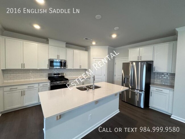 Building Photo - 2016 English Saddle Ln