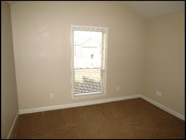 Building Photo - 1005 Puritan Dr