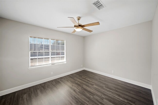 Building Photo - 2218 Winrock Blvd