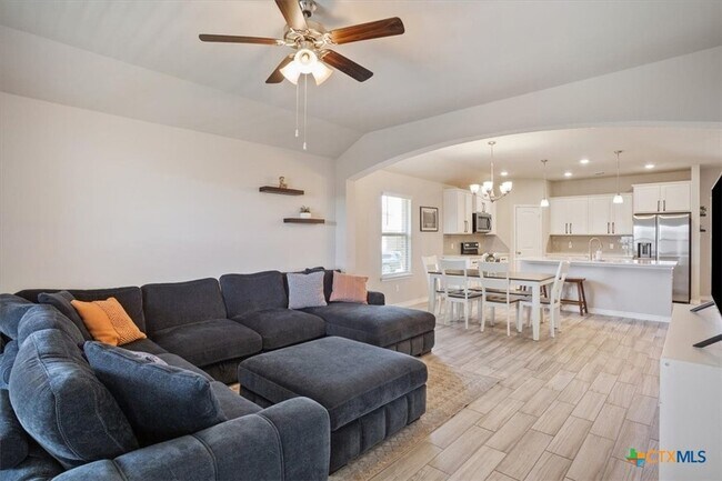 Building Photo - 5737 St Charles Dr