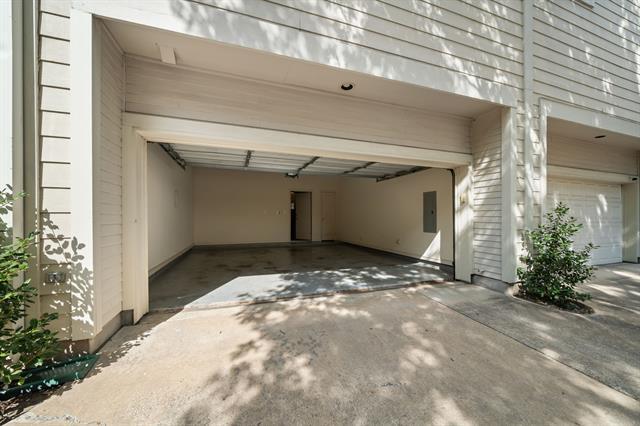 Building Photo - 4315 Holland Ave