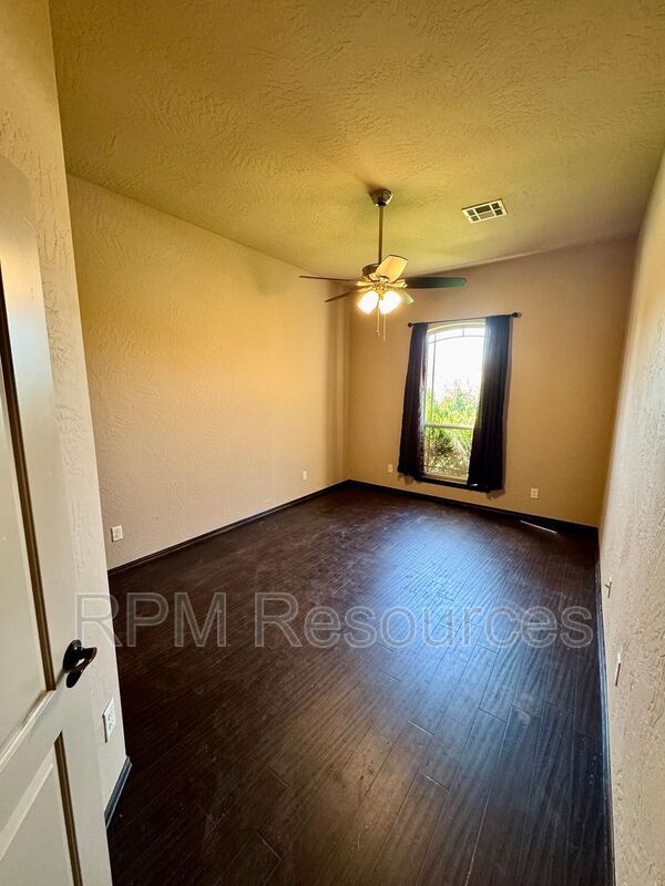 Building Photo - 3121 SW 136th Terrace
