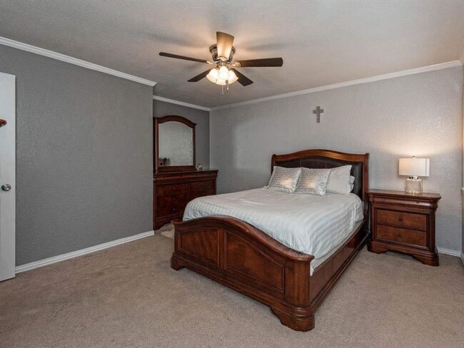 Building Photo - 2209 Ramada