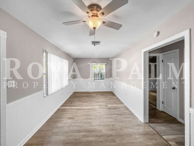 Building Photo - 1918 Grace Ave