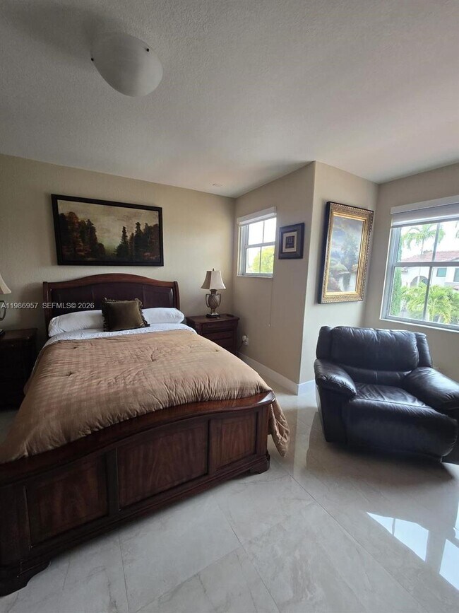 Building Photo - 14978 SW 12th Ln