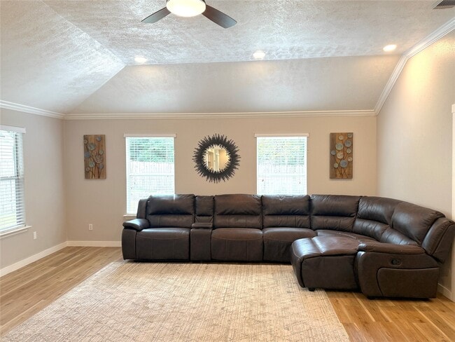 Building Photo - 603 Springwood Dr