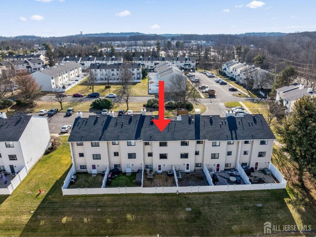 Building Photo - 424 Middlewood Rd