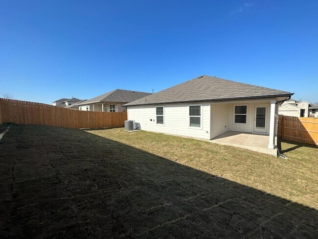 Building Photo - 113 Briggs Ln