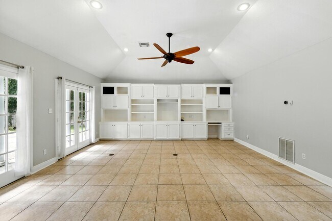 Building Photo - 263 S Crimson Clover Ct
