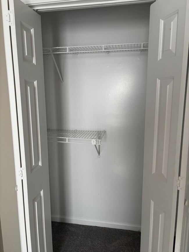 Building Photo - 3 Bedroom/ 2Bath located in Nettleton School District