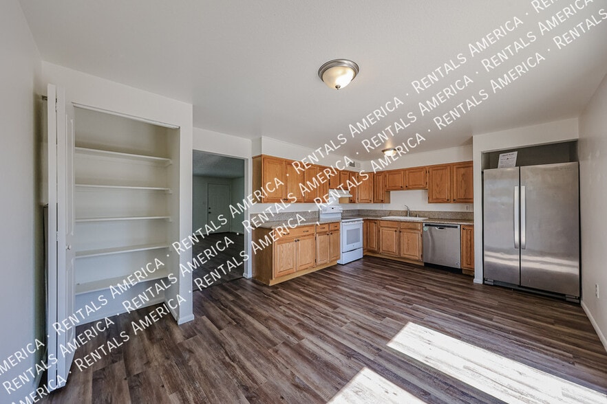 Building Photo - 14029 N 38th Pl