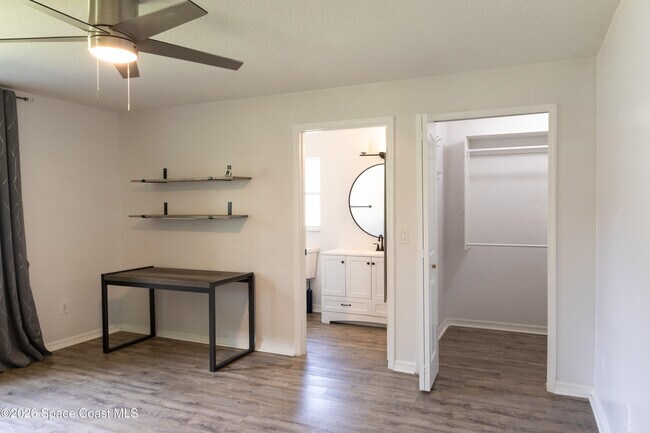 Building Photo - 1572 Holbrook Rd NW