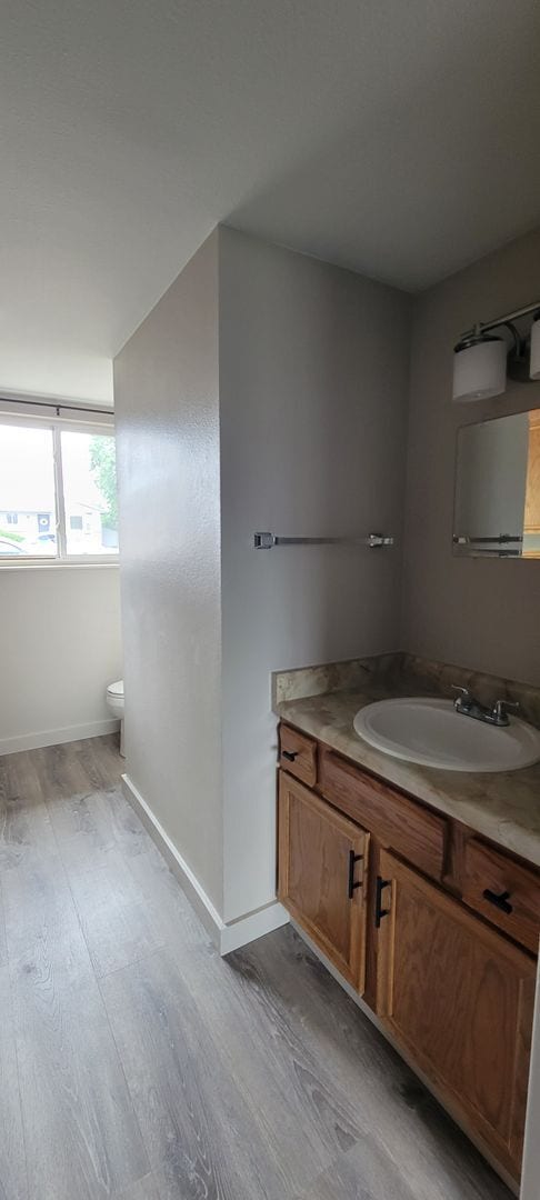 Building Photo - 3 Bedroom 1.5 Bathroom Home
