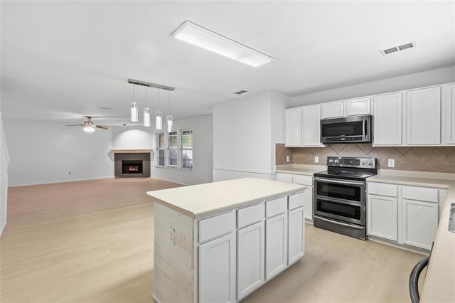 Building Photo - 417 Niagara Falls Dr