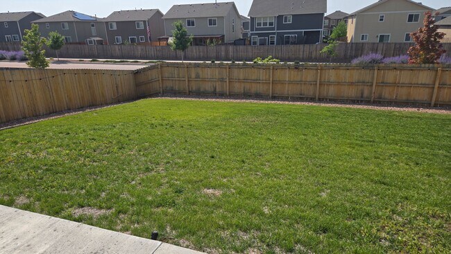 Building Photo - 11101 Willmore Dr