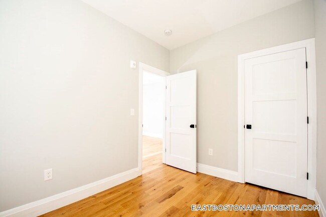 Building Photo - 66 Lubec St