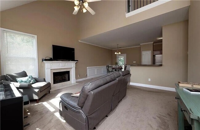 Building Photo - 5 Bedroom 3.5 Bathroom House in Douglasville GA