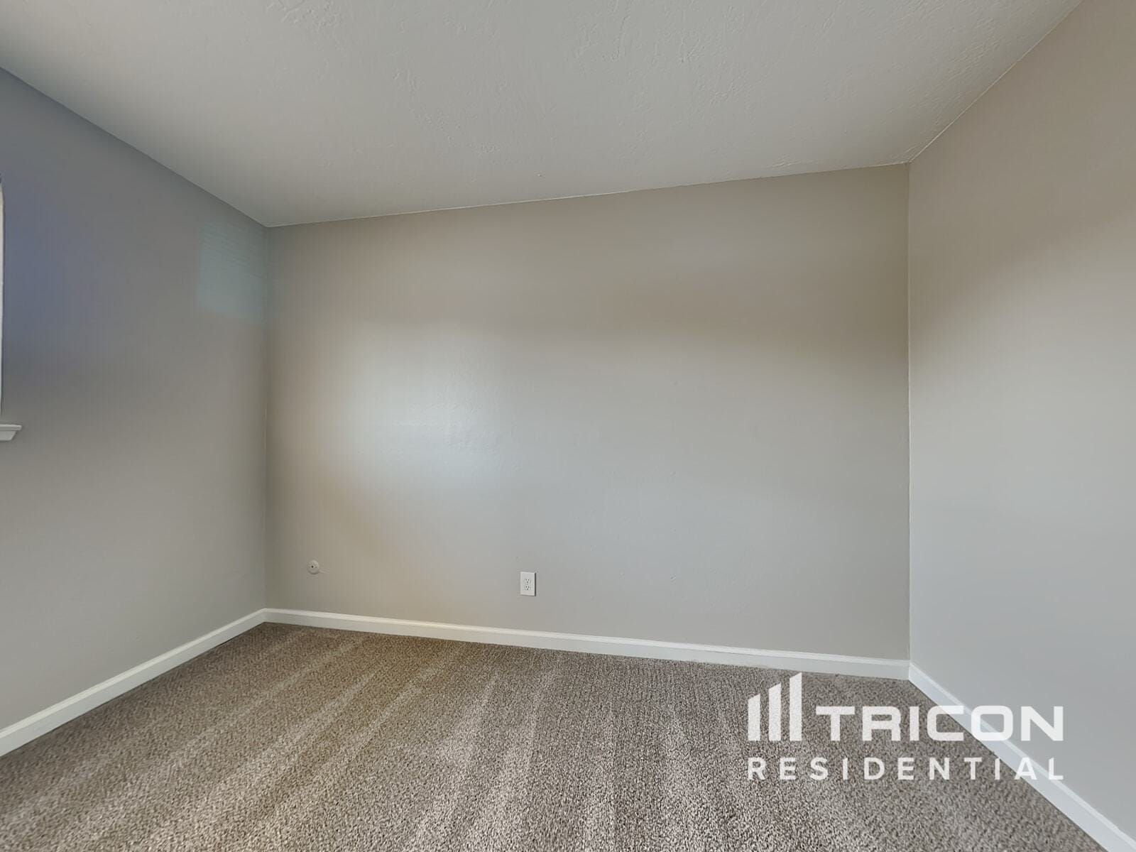 Building Photo - 10072 Zodiac Ct