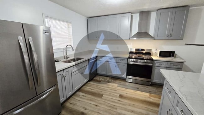 Building Photo - 4433 Coopers Creek Dr SE