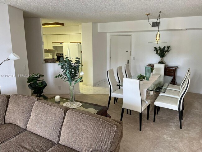 Building Photo - 3400 NE 192 St