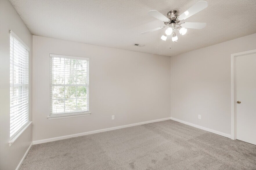 Building Photo - 5321 Padstow Ct