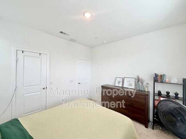 Building Photo - 32730 Brunello Wy
