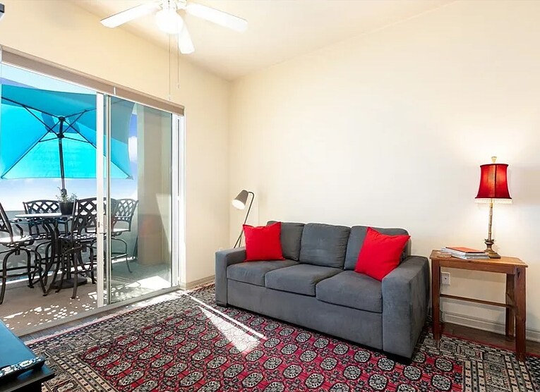 Building Photo - 388 E Ocean Blvd