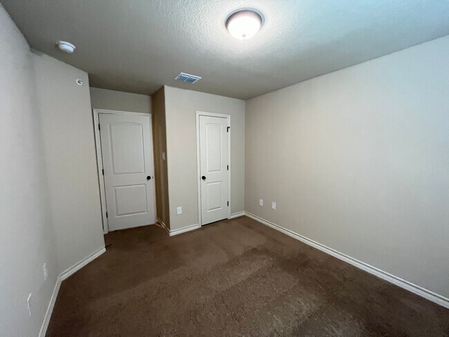 Building Photo - 13903 Annas Way #105, San Antonio, TX. 78233