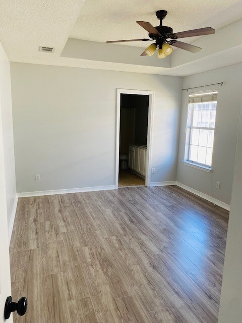 Building Photo - 511 Westchase Ct N