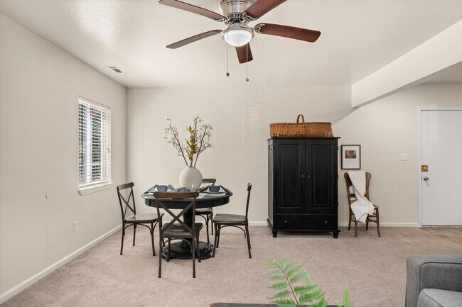 Building Photo - Available Now. Cute Home located in quiet ...