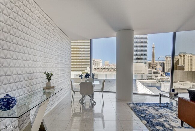 Building Photo - 3726 S Las Vegas Blvd