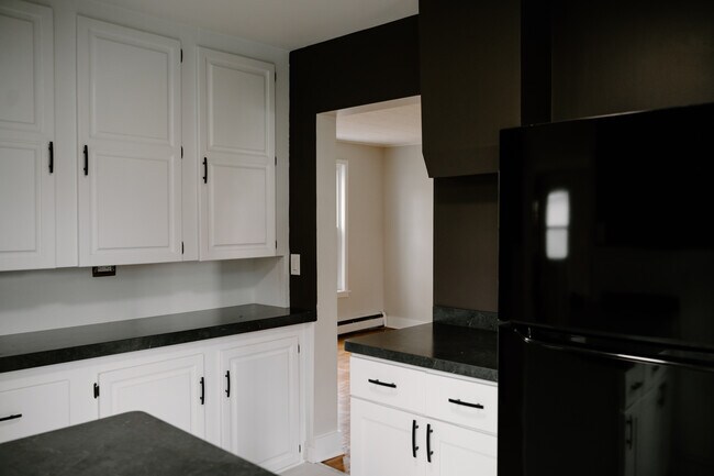 Building Photo - 354 Terrace Blvd