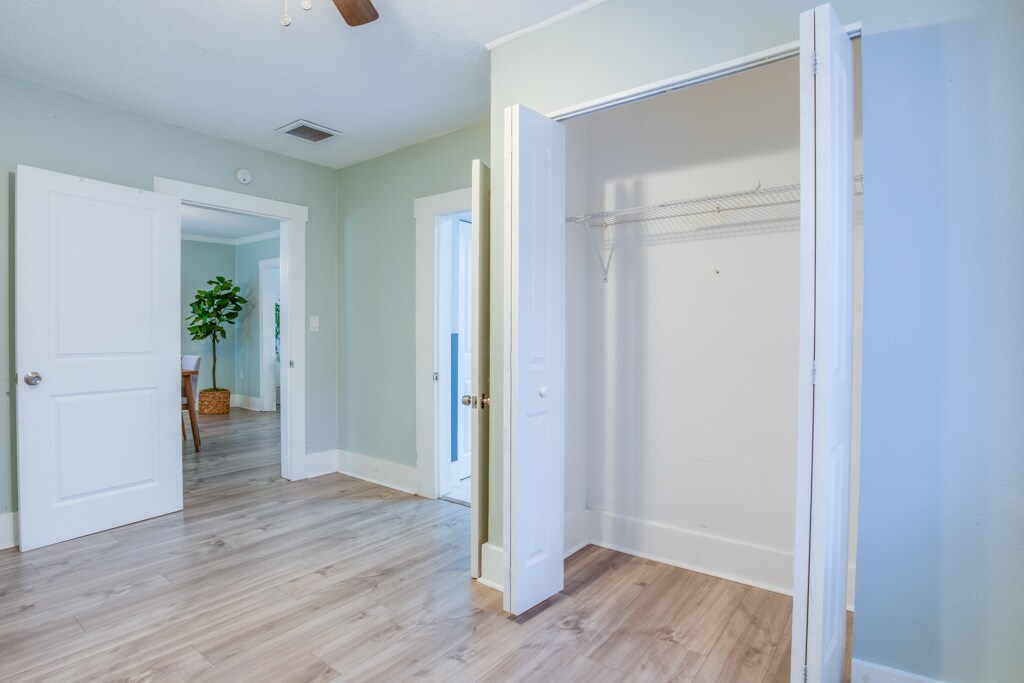 bedroom 2 - 905 Plaza St