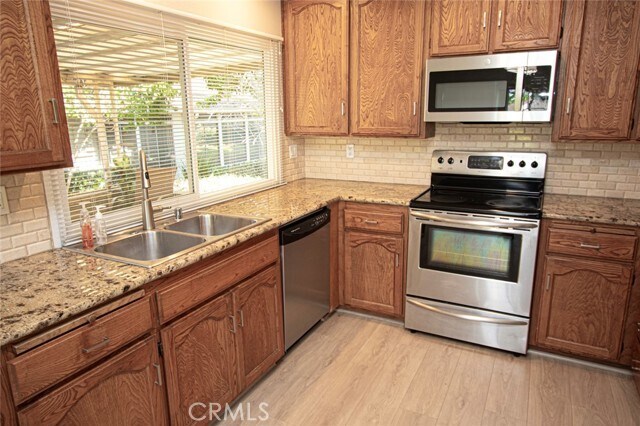 Building Photo - 3152 Alta Vista
