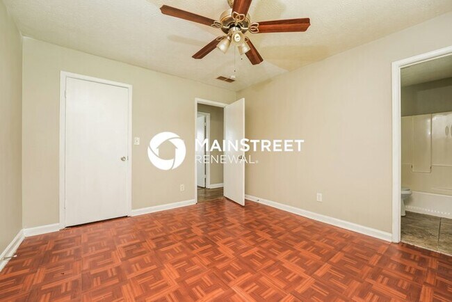 Building Photo - 3 Bedroom Pet-Friendly Home in Conyers, GA with Main Street Renewal