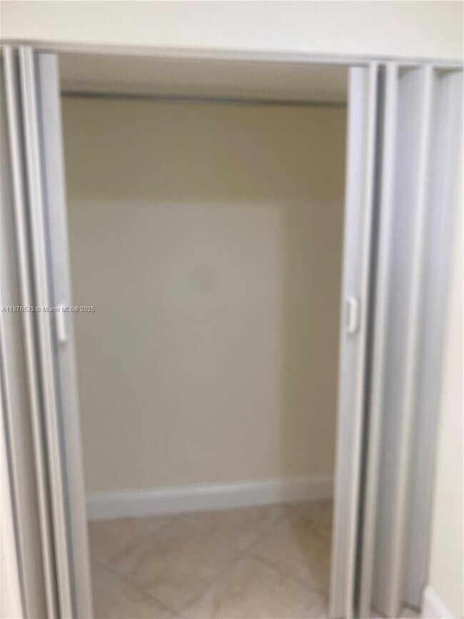 Building Photo - 8108 SW 81st Pl
