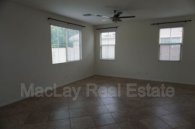 Building Photo - 3263 S Miller Dr