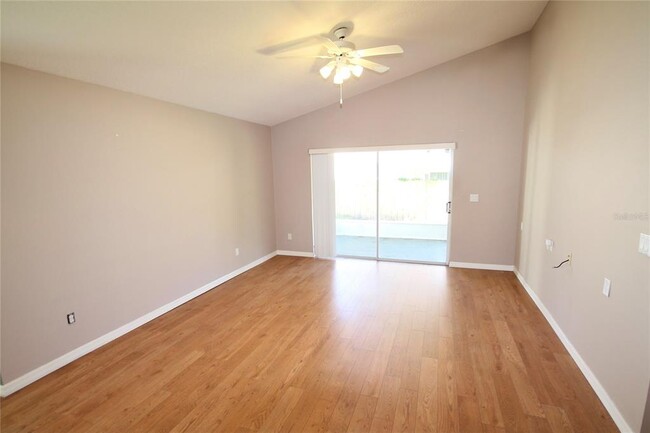 Building Photo - 9429 Southern Garden Cir