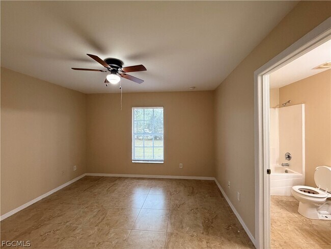 Building Photo - 208 Homewood Ave S